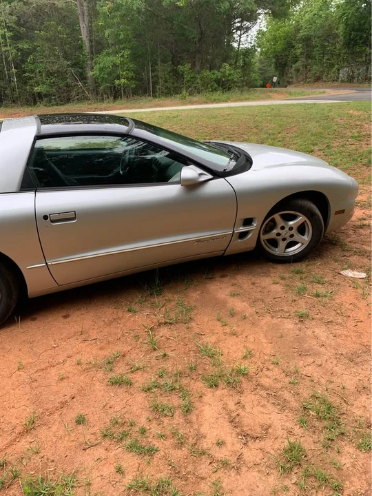 2000 Pontiac Firebird 4th Gen - Image 4 of 16