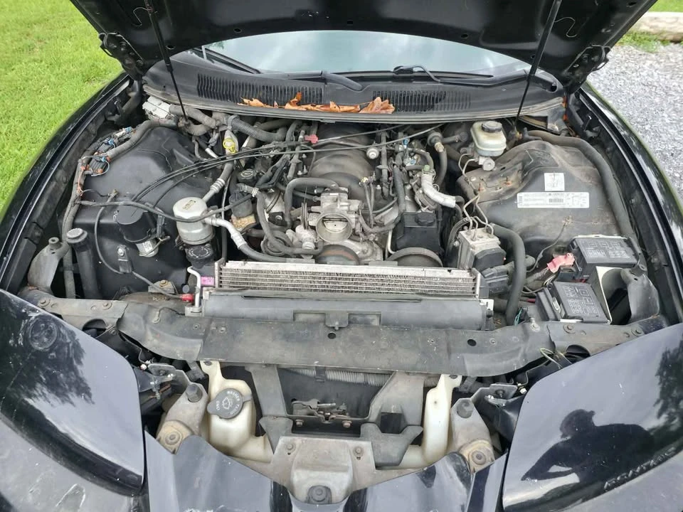 2000 Pontiac Firebird 4th Gen - Image 2 of 11