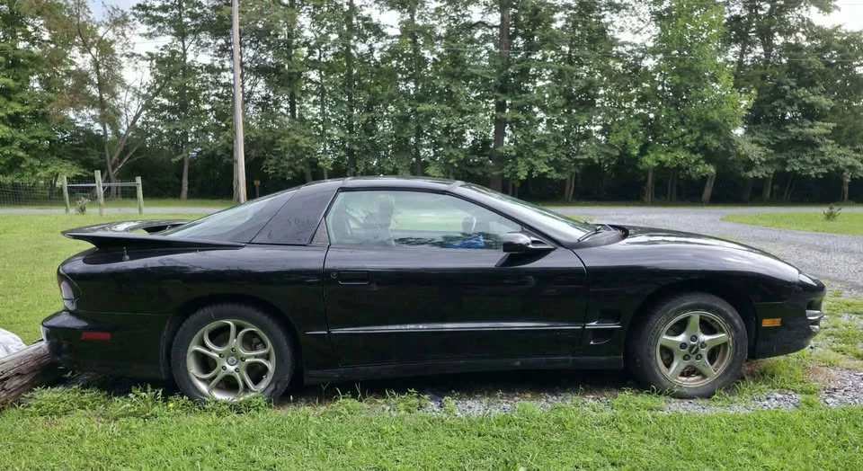 2000 Pontiac Firebird 4th Gen - Image 9 of 11