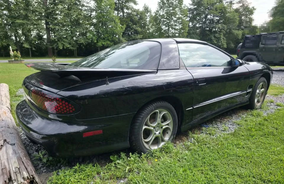 2000 Pontiac Firebird 4th Gen - Image 7 of 11