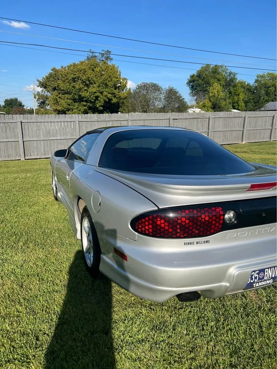 2000 Pontiac Firebird 4th Gen - Image 3 of 11