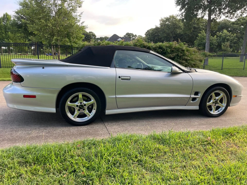 2000 Pontiac Firebird Trans Am 4th Gen - Image 16 of 21