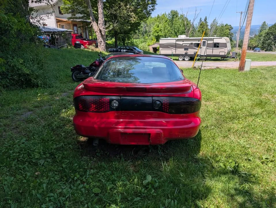 2000 Pontiac Firebird 4th Gen - Image 4 of 4