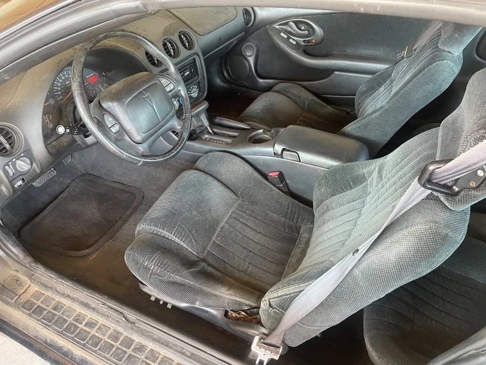 2000 Pontiac Firebird 4th Gen - Image 9 of 20