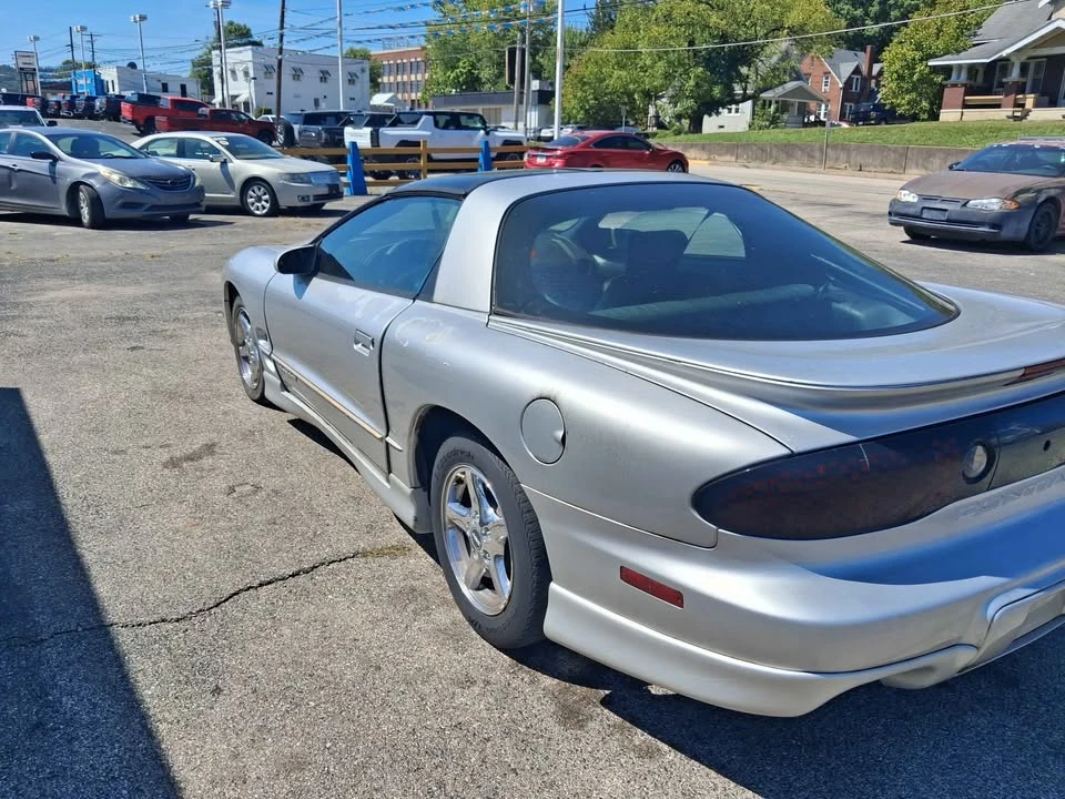 2000 Pontiac Firebird 4th Gen - Image 3 of 6