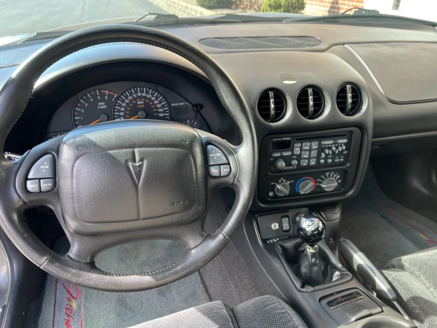 2000 Pontiac Firebird Trans Am 4th Gen - Image 5 of 9