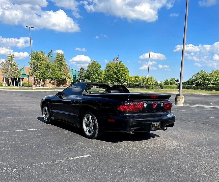 2000 Pontiac Firebird Trans Am 4th Gen - Image 6 of 9