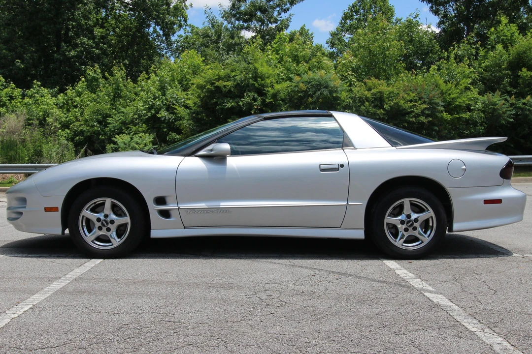 2000 Pontiac Firebird Trans Am 4th Gen - Image 4 of 5