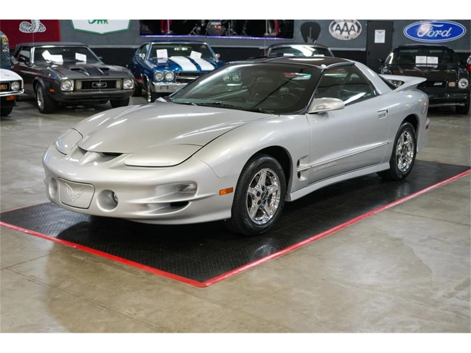 2000 Pontiac Firebird Trans Am 4th Gen - Image 2 of 31