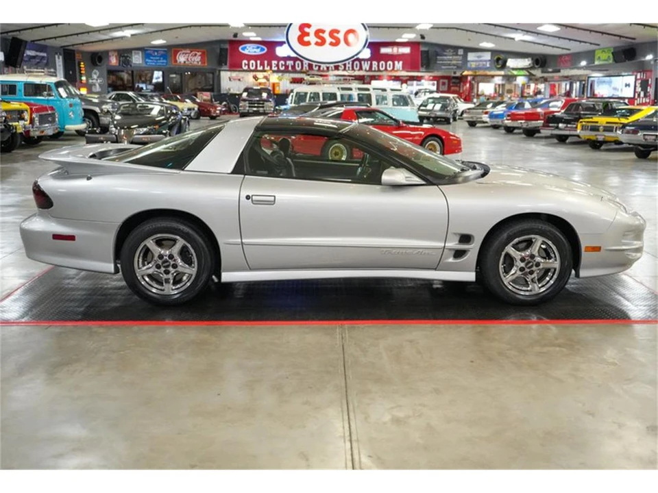 2000 Pontiac Firebird Trans Am 4th Gen - Image 7 of 31