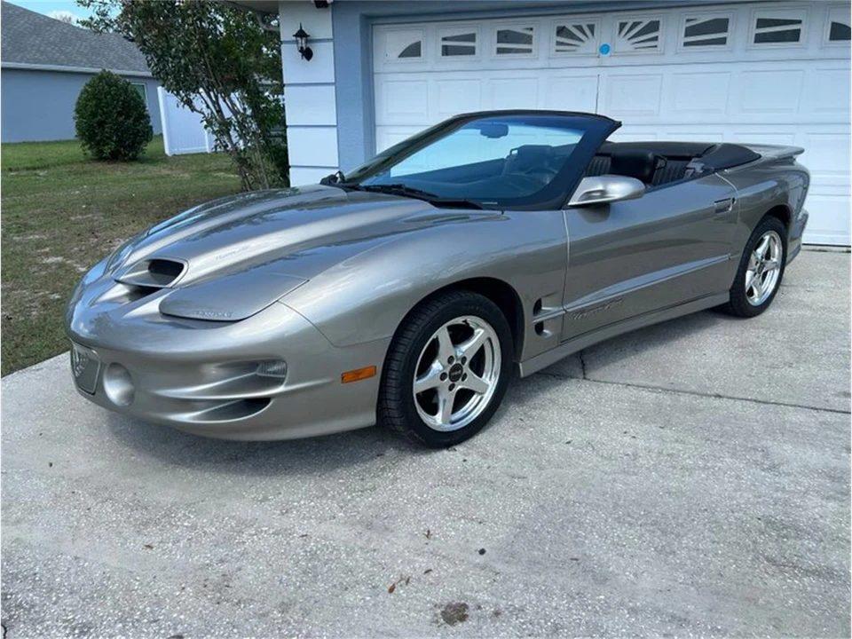 2000 Pontiac Firebird Trans Am 4th Gen - Image 2 of 31