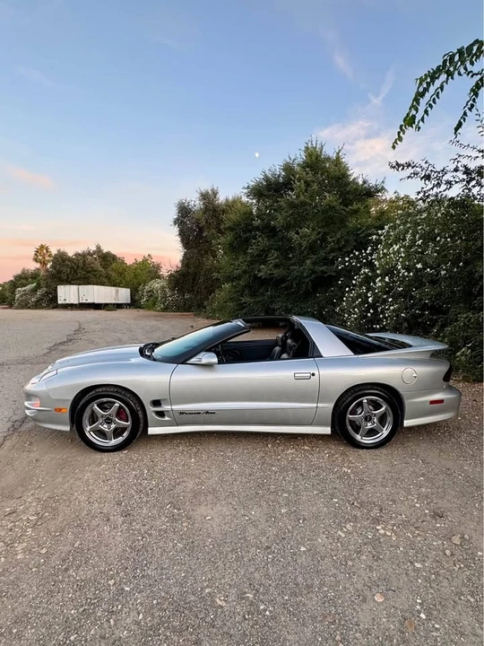 2000 Pontiac Firebird Trans Am 4th Gen - Image 4 of 6