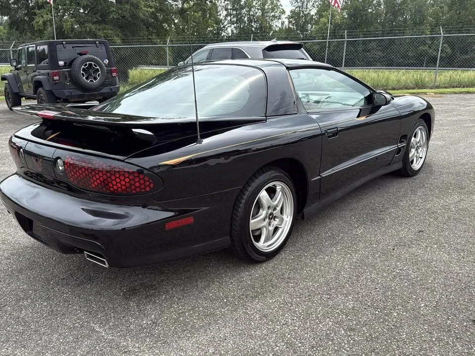 2000 Pontiac Firebird Trans Am 4th Gen - Image 4 of 20