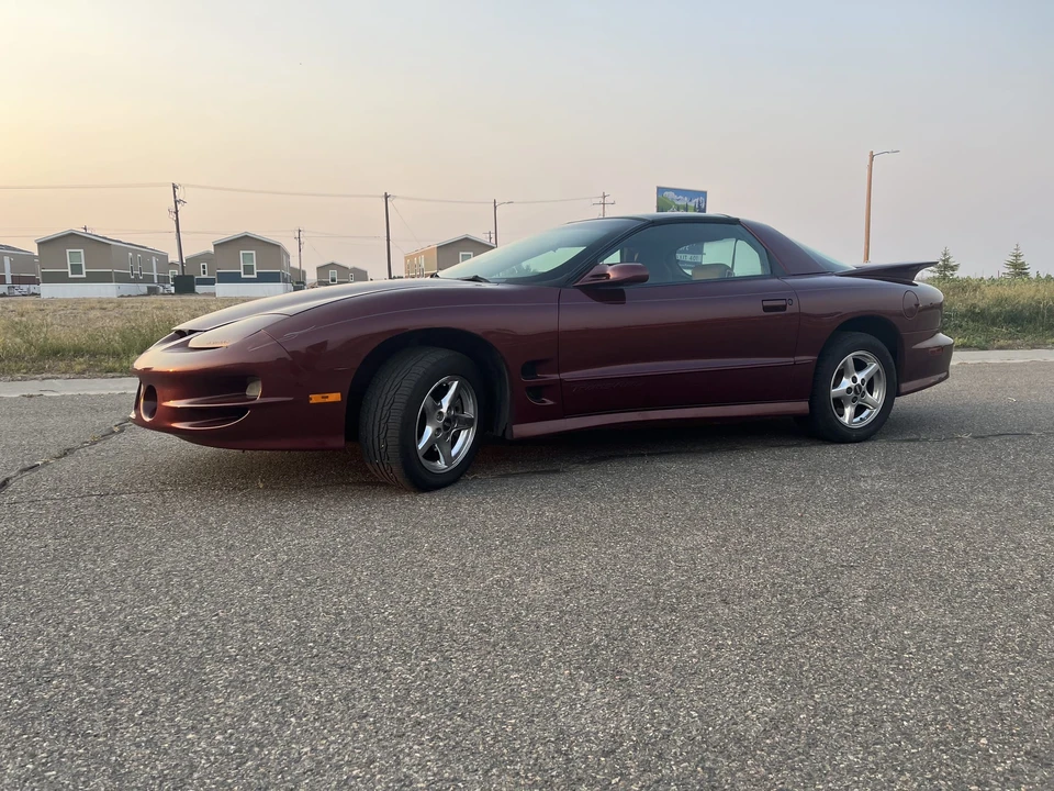 2000 Pontiac Firebird Trans Am 4th Gen - Image 2 of 31