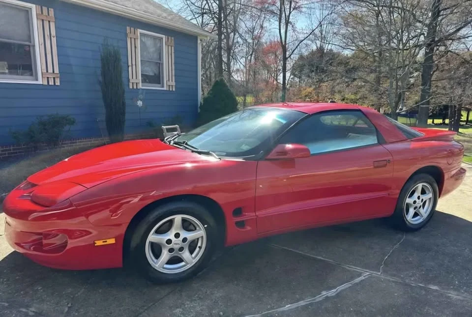 2000 Pontiac Firebird Trans Am 4th Gen - Image 2 of 13