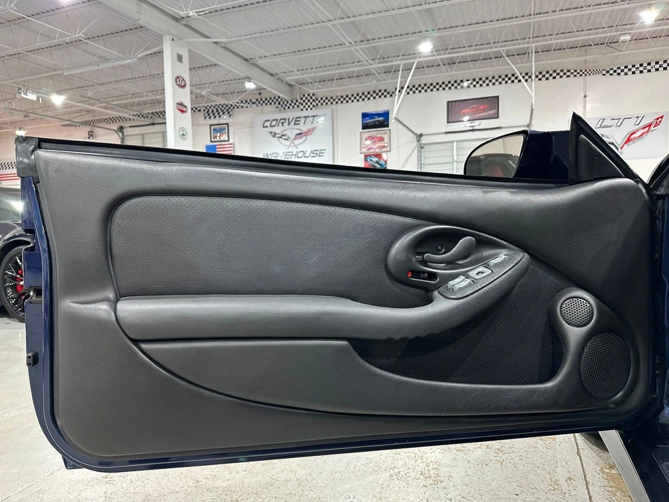 2000 Pontiac Firebird Trans Am 4th Gen - Image 14 of 21