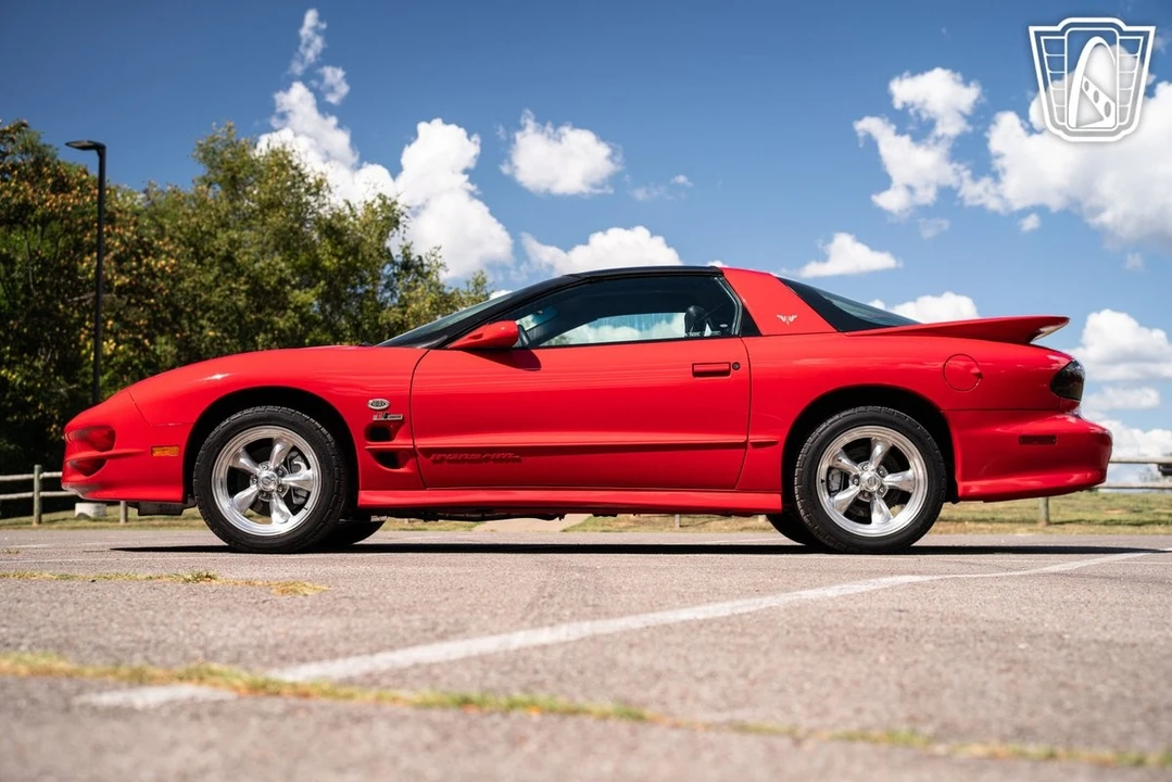 2000 Pontiac Firebird Trans Am 4th Gen - Image 9 of 12