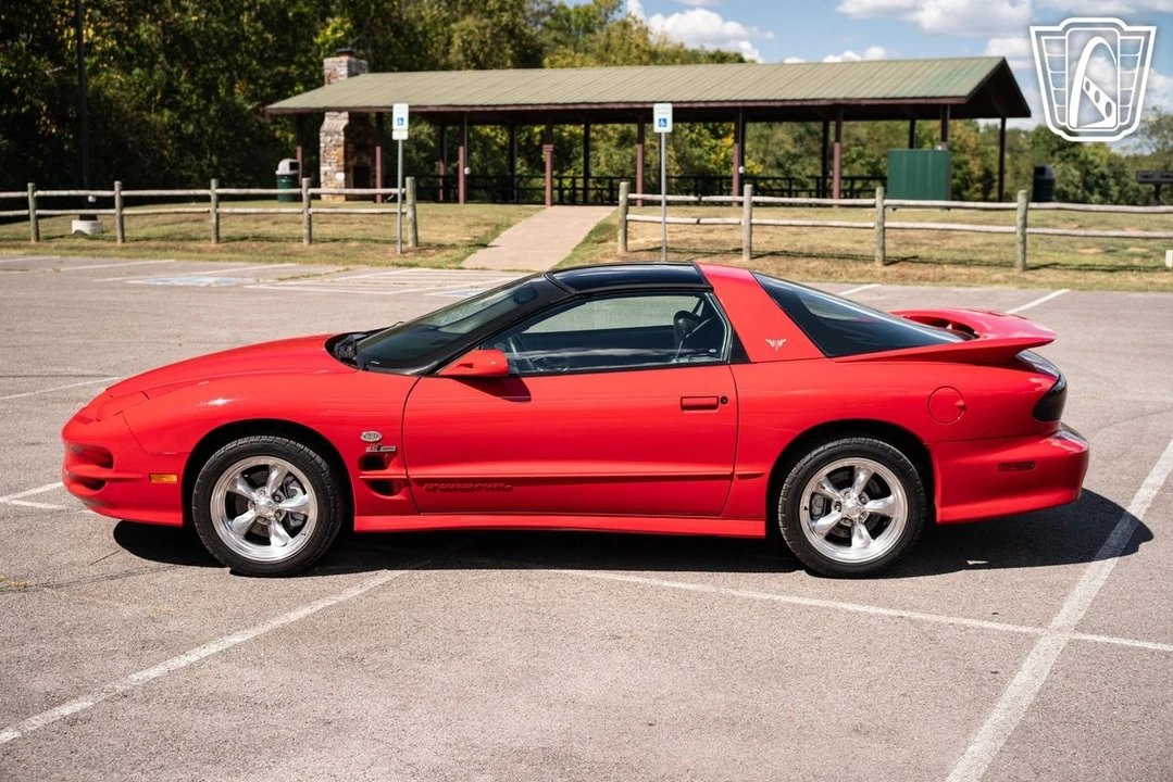 2000 Pontiac Firebird Trans Am 4th Gen - Image 7 of 12