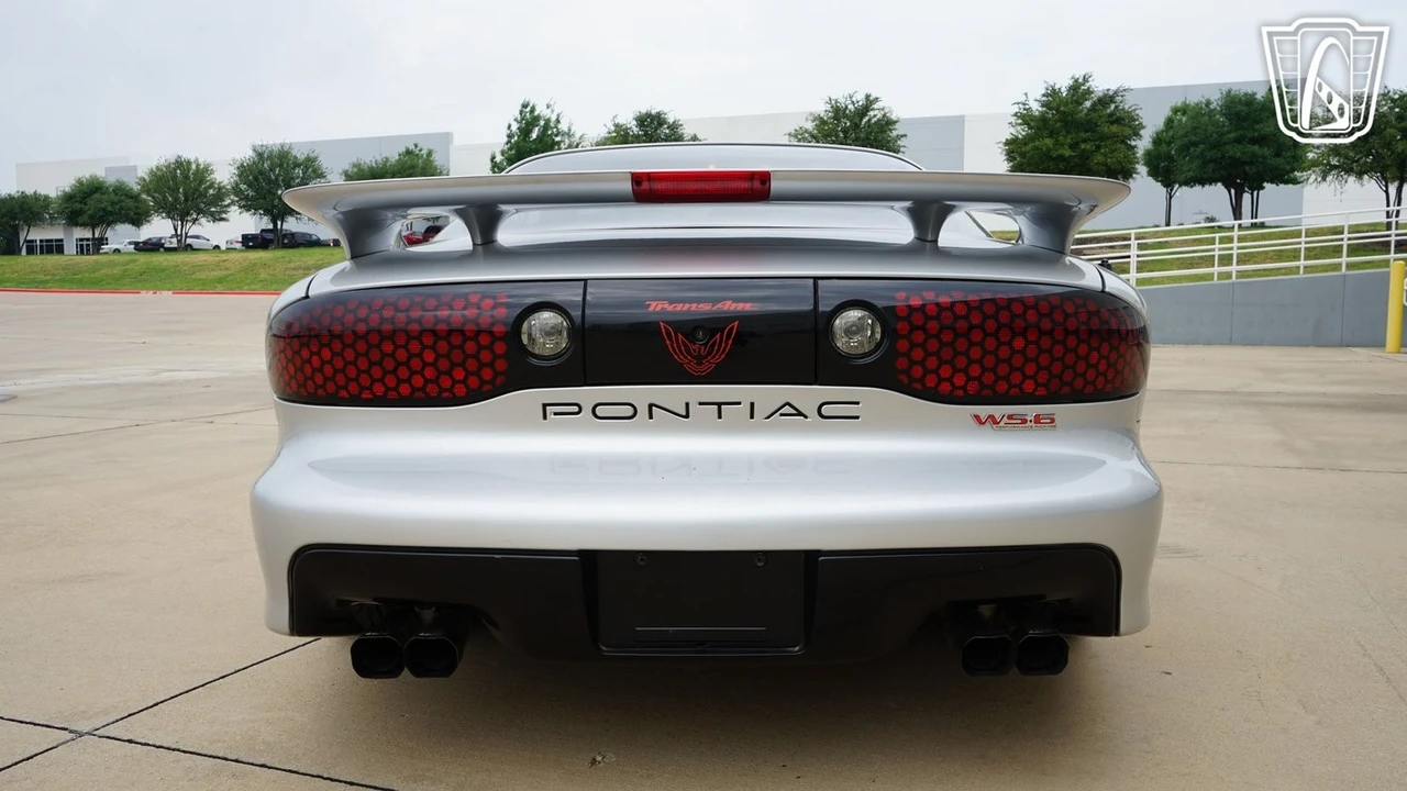 2000 Pontiac Firebird Trans Am 4th Gen - Image 11 of 12