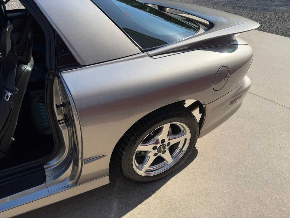 2000 Pontiac Firebird Trans Am 4th Gen - Image 17 of 21