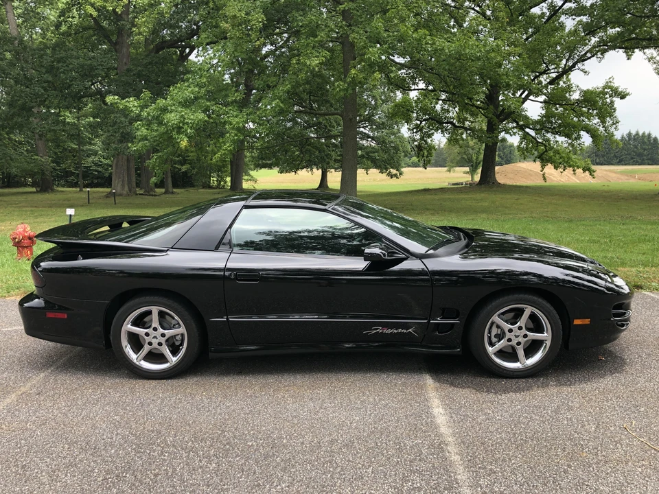 2000 Pontiac Firebird Trans Am 4th Gen - Image 14 of 31