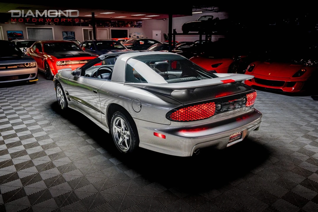 2000 Pontiac Firebird Trans Am 4th Gen - Image 4 of 12