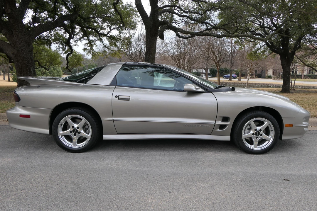 2000 Pontiac Firebird Trans Am 4th Gen - Image 3 of 9