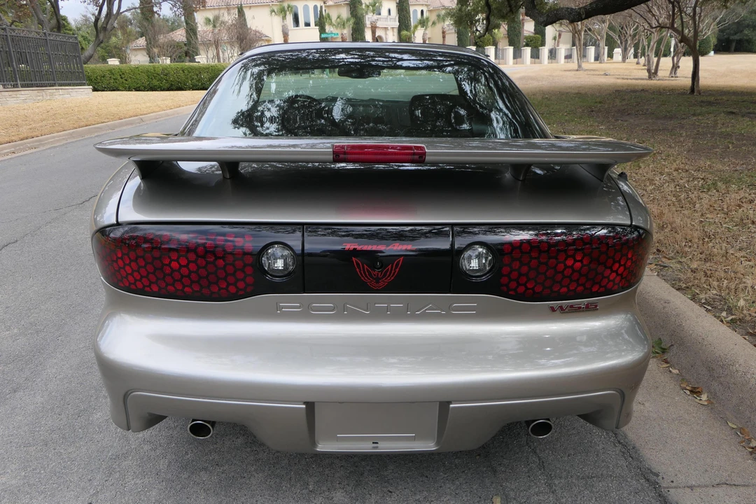 2000 Pontiac Firebird Trans Am 4th Gen - Image 5 of 9