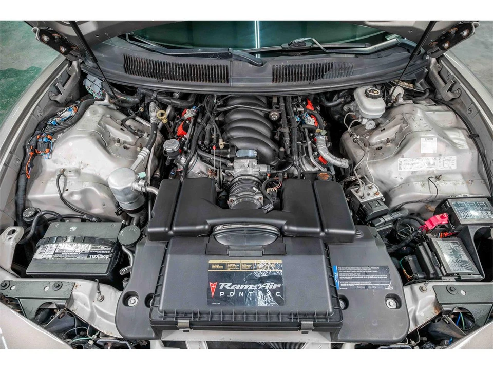 2000 Pontiac Firebird Trans Am 4th Gen - Image 10 of 23
