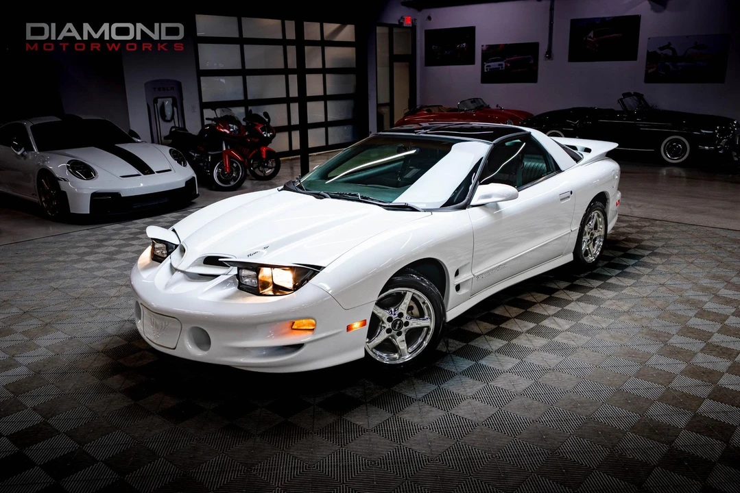 2000 Pontiac Firebird Trans Am 4th Gen - Image 7 of 12