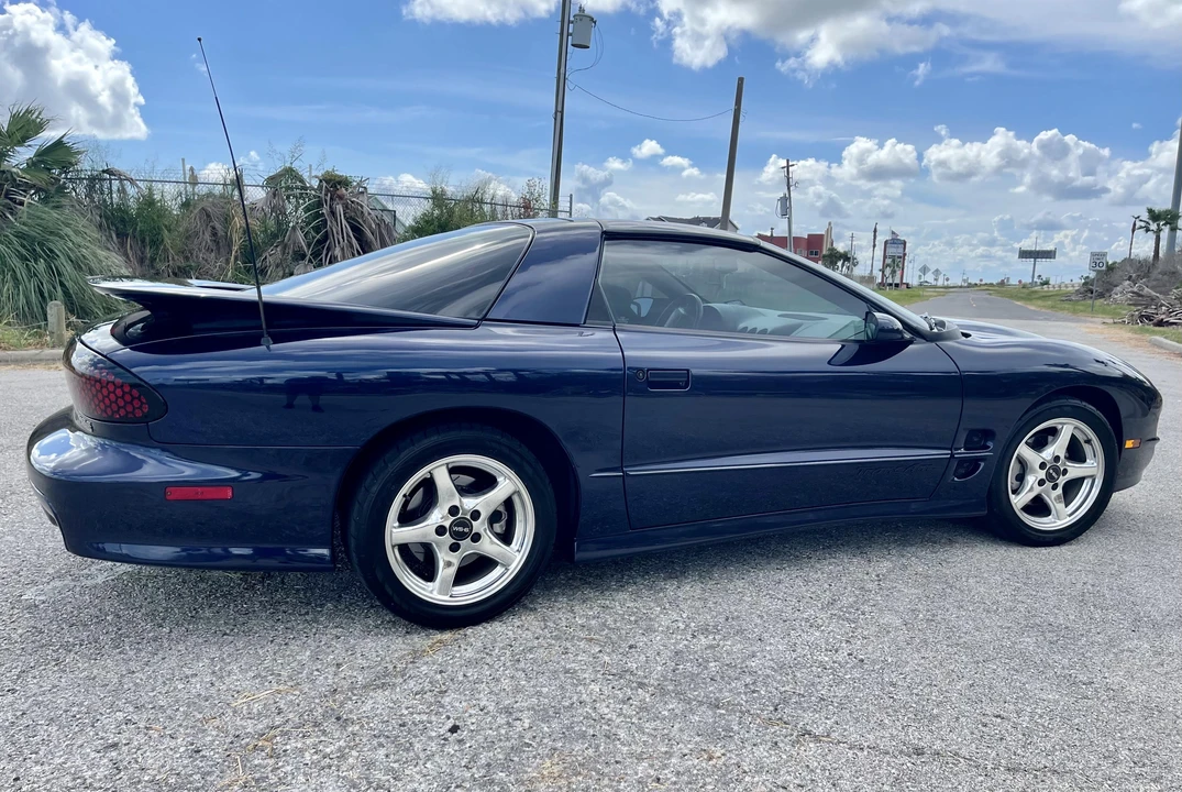 2000 Pontiac Firebird Trans Am 4th Gen - Image 30 of 31