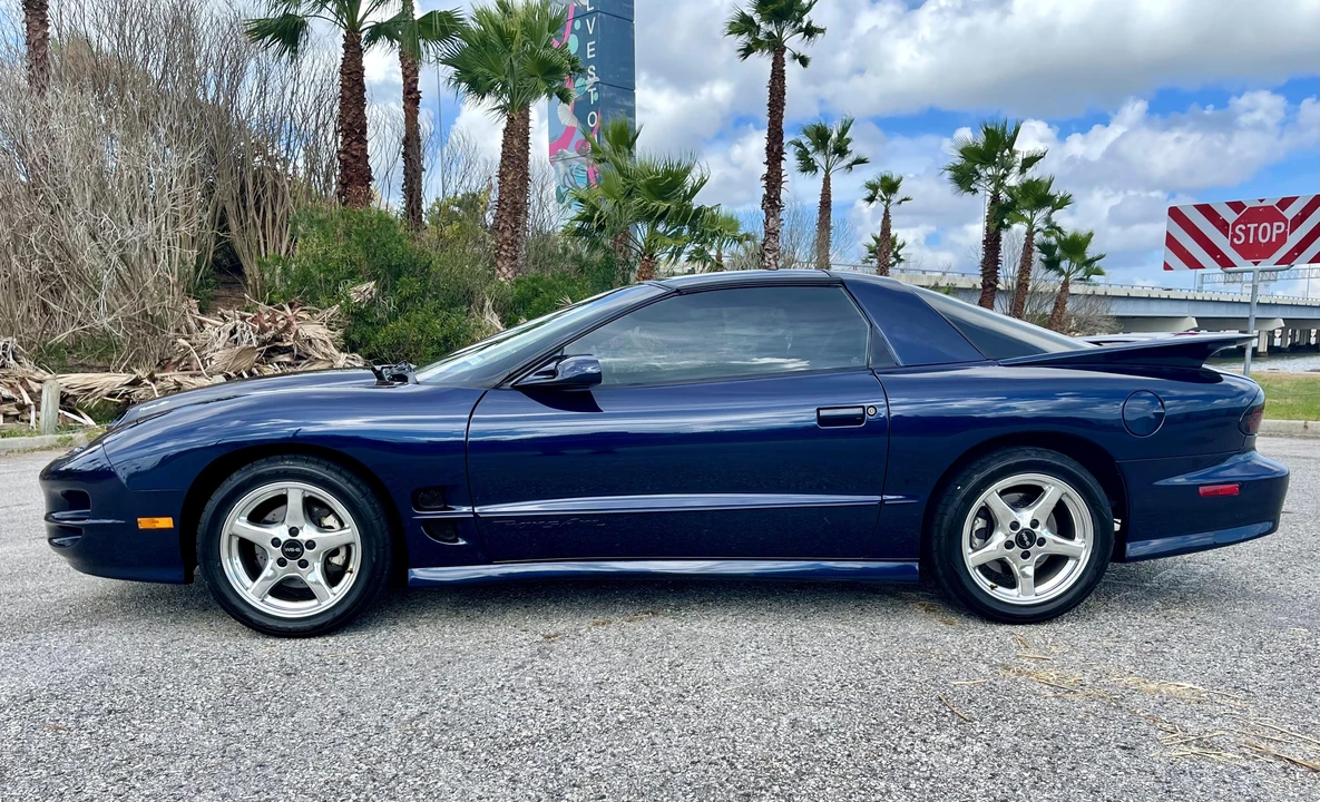 2000 Pontiac Firebird Trans Am 4th Gen - Image 16 of 31