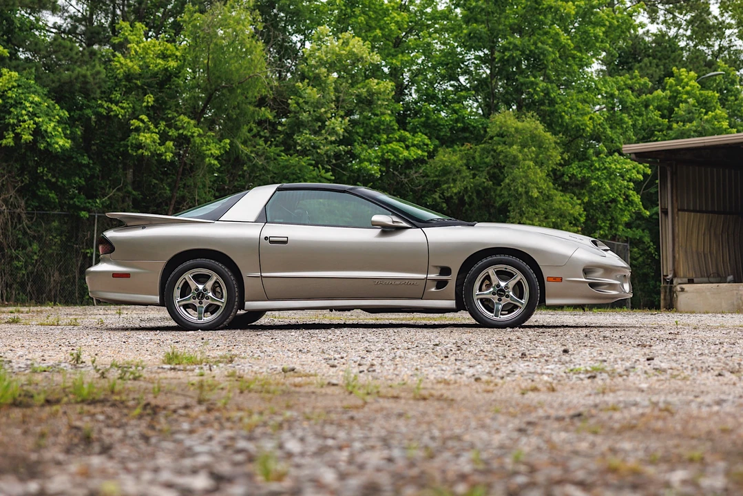 2000 Pontiac Firebird Trans Am 4th Gen - Image 9 of 31
