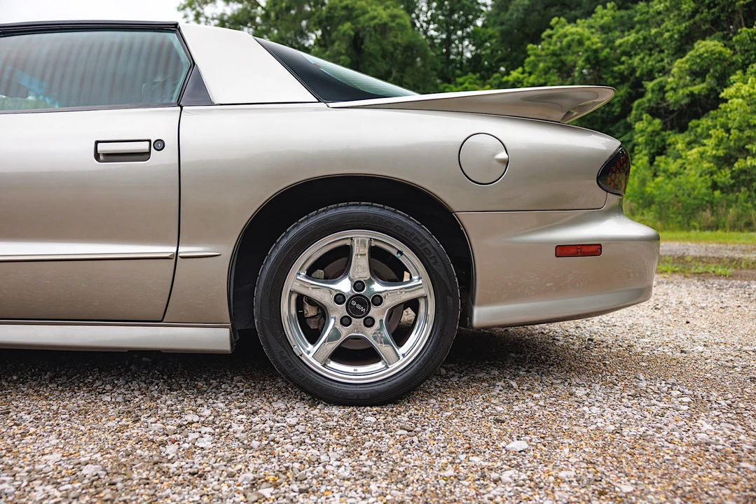 2000 Pontiac Firebird Trans Am 4th Gen - Image 26 of 31