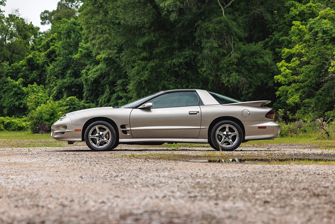 2000 Pontiac Firebird Trans Am 4th Gen - Image 17 of 31