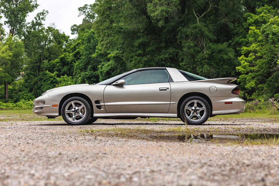 2000 Pontiac Firebird Trans Am 4th Gen - Image 16 of 31
