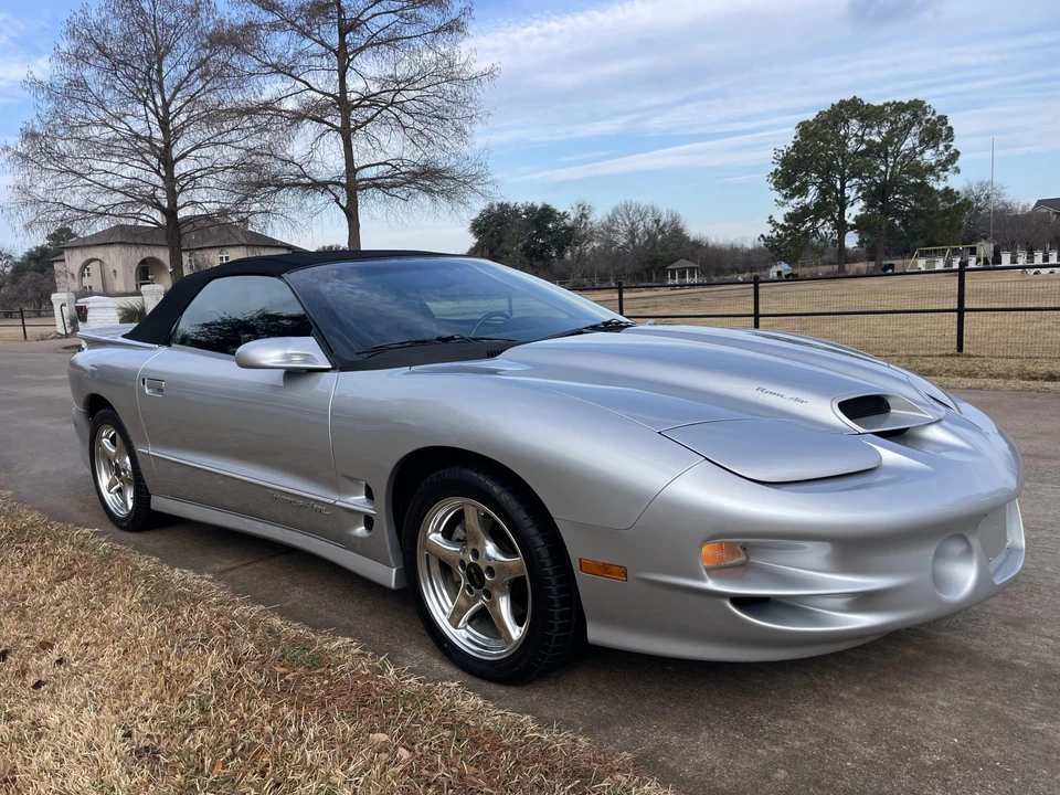 2000 Pontiac Firebird Trans Am 4th Gen - Image 19 of 31