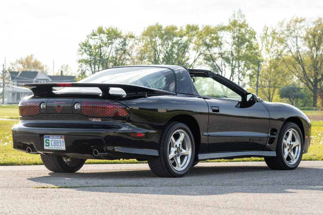 2000 Pontiac Firebird Trans Am 4th Gen - Image 9 of 31