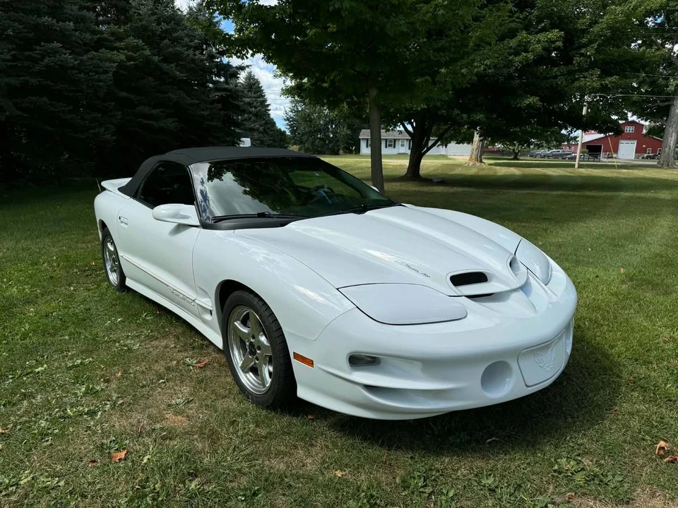 2000 Pontiac Firebird Trans Am 4th Gen - Image 4 of 13
