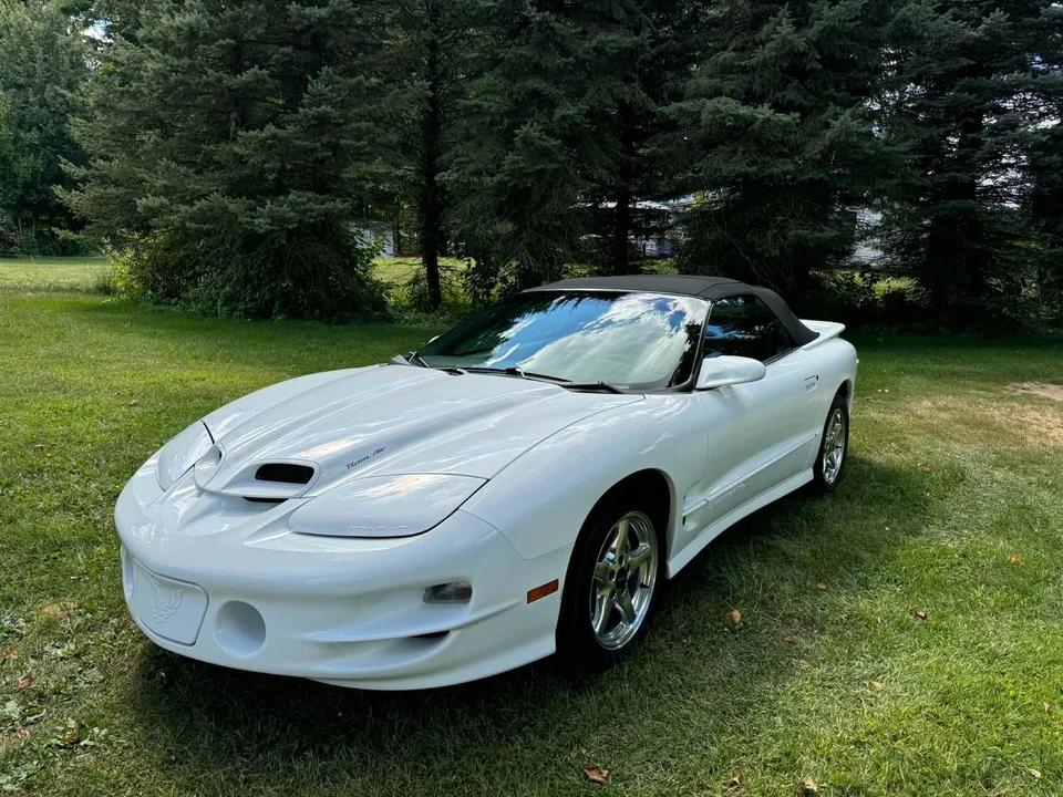 2000 Pontiac Firebird Trans Am 4th Gen - Image 5 of 13