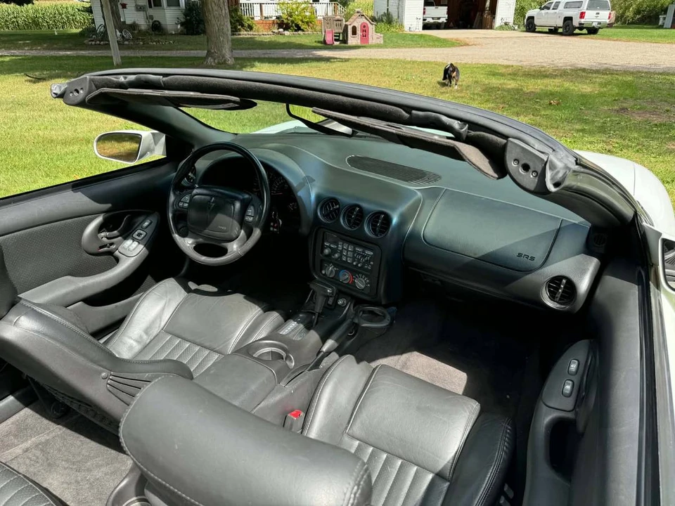 2000 Pontiac Firebird Trans Am 4th Gen - Image 11 of 13