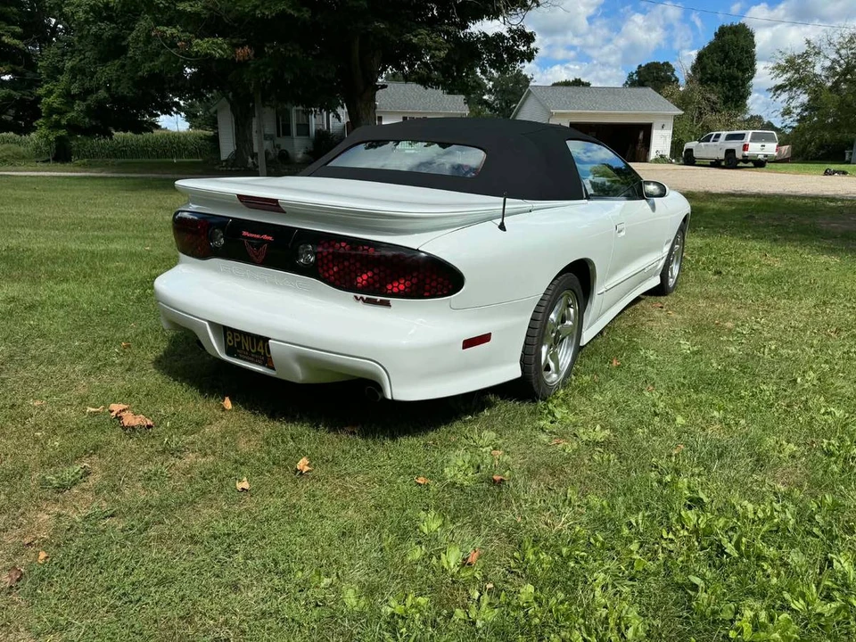 2000 Pontiac Firebird Trans Am 4th Gen - Image 3 of 13
