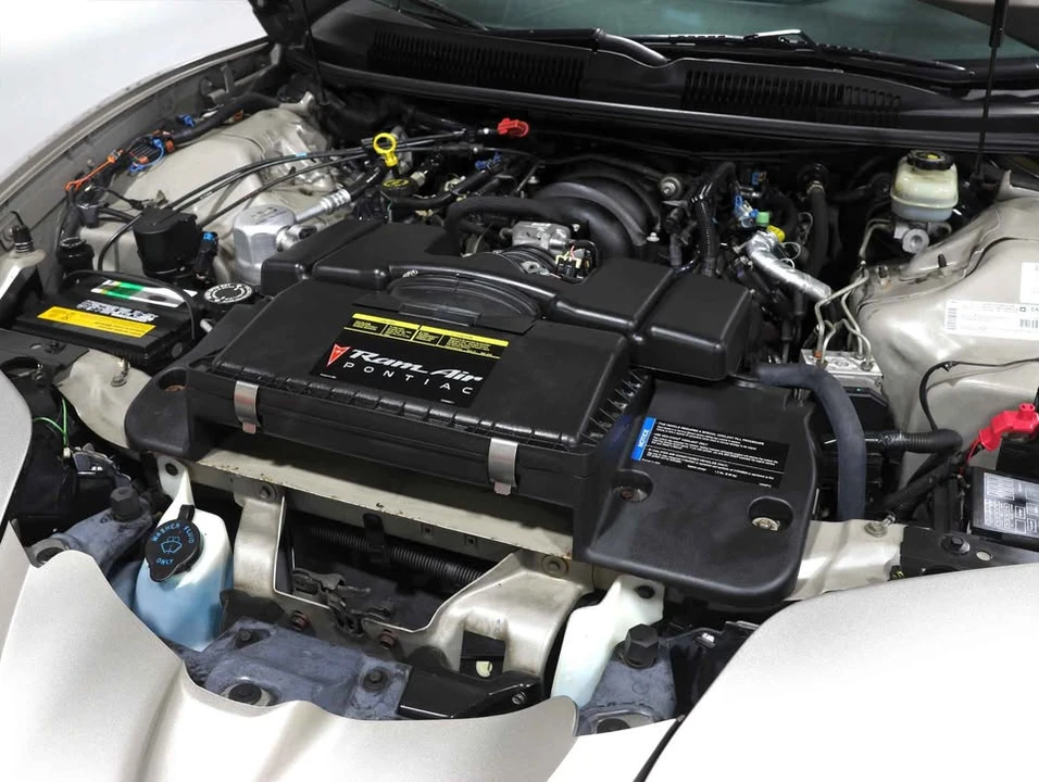 2000 Pontiac Firebird Trans Am 4th Gen - Image 14 of 20