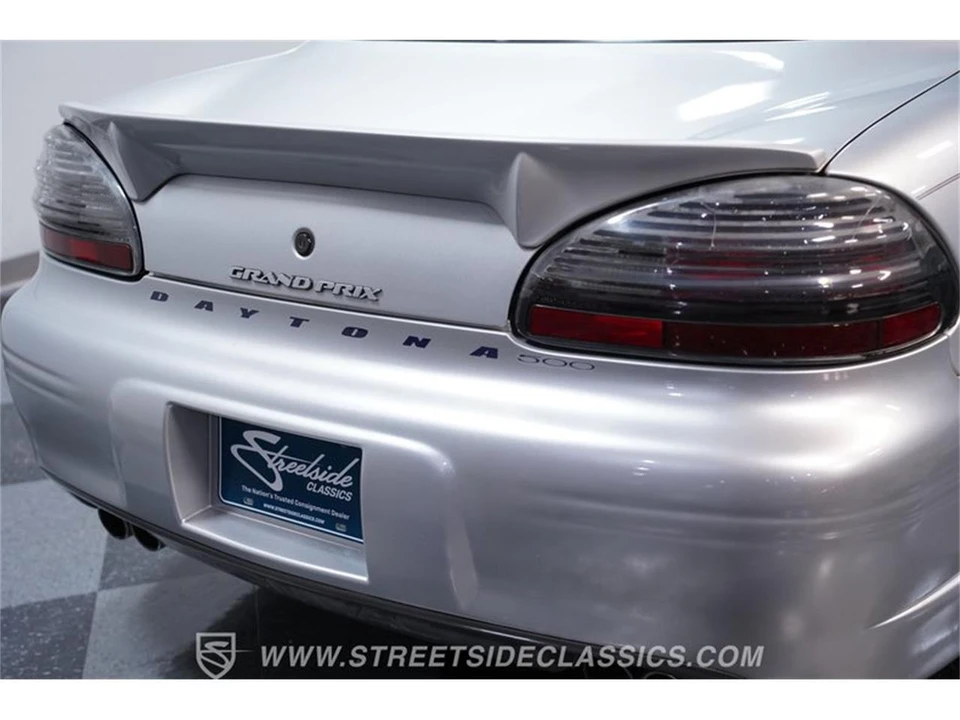 2000 Pontiac Grand Prix 3rd+ Gen - Image 21 of 31