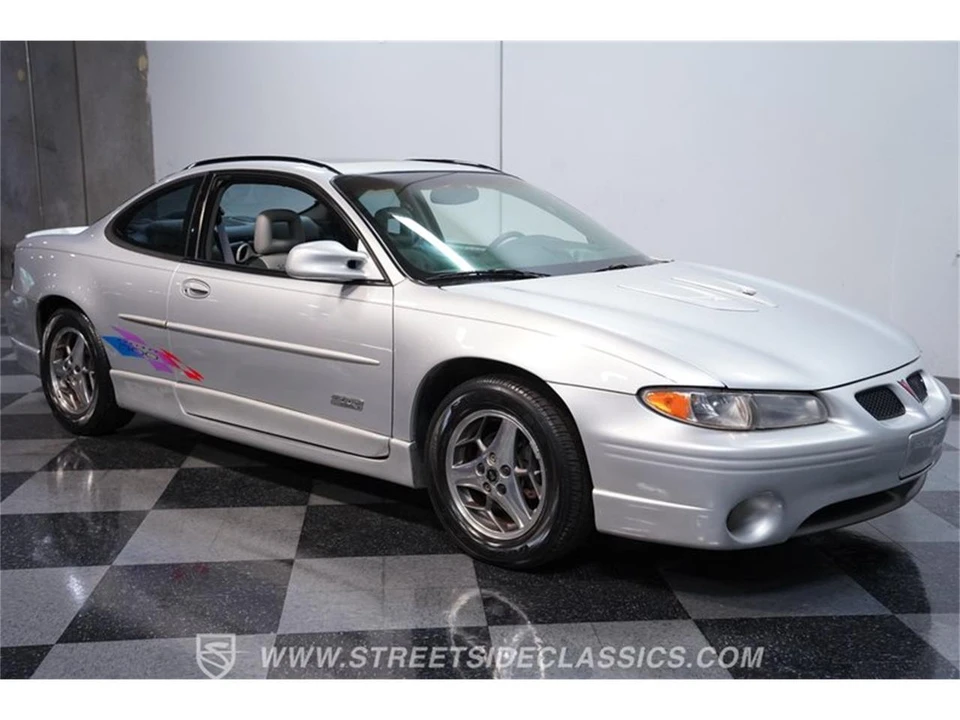 2000 Pontiac Grand Prix 3rd+ Gen - Image 13 of 31
