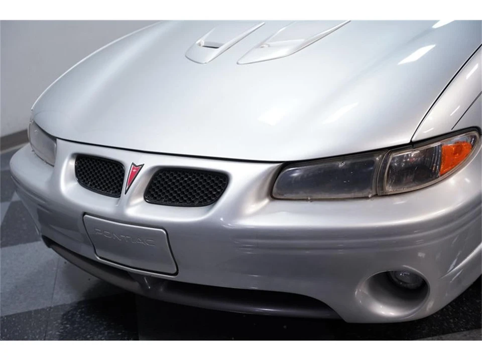 2000 Pontiac Grand Prix 3rd+ Gen - Image 17 of 31