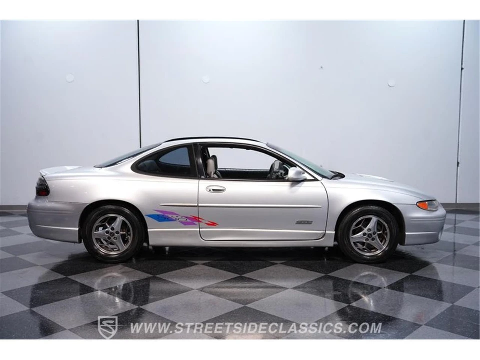 2000 Pontiac Grand Prix 3rd+ Gen - Image 12 of 31