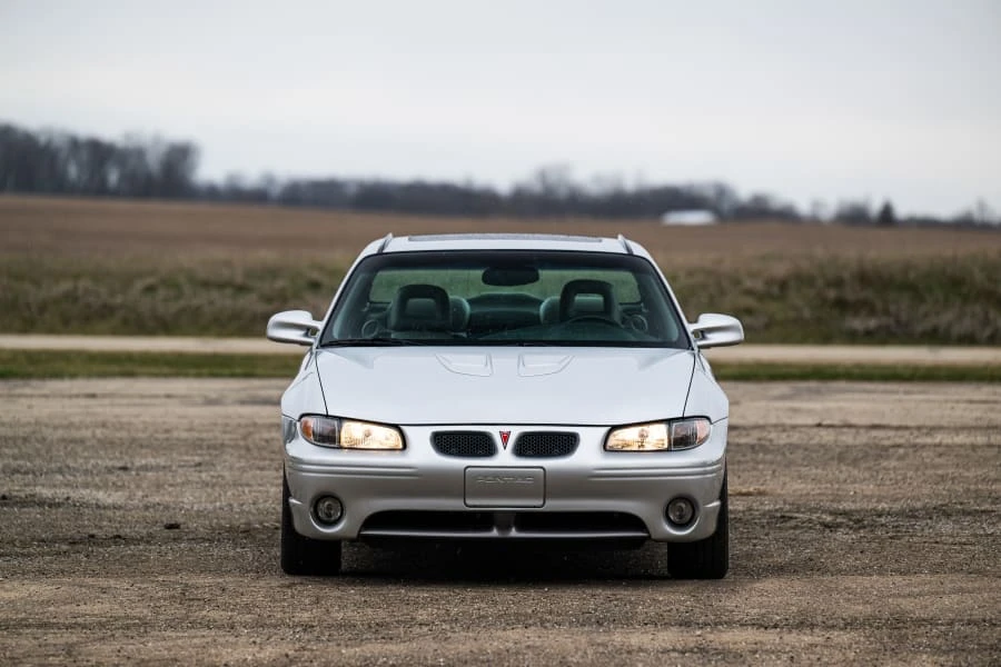 2000 Pontiac Grand Prix 3rd+ Gen - Image 4 of 31