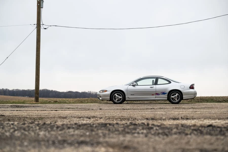 2000 Pontiac Grand Prix 3rd+ Gen - Image 14 of 31