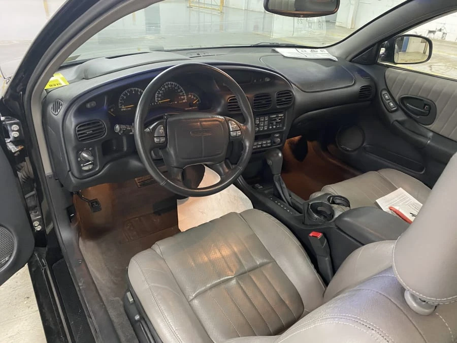 2000 Pontiac Grand Prix 3rd+ Gen - Image 3 of 8